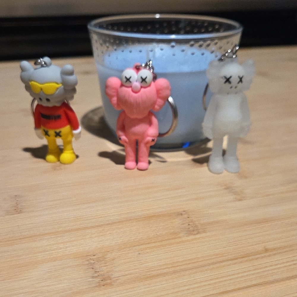 New 3 Bearbrick Keychains. White One Glows In The Dark.